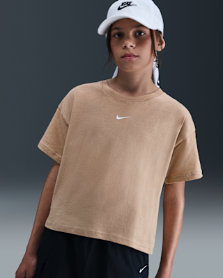 Nike Sportswear Essential Big Kids' (Girls') T-Shirt. Nike.com